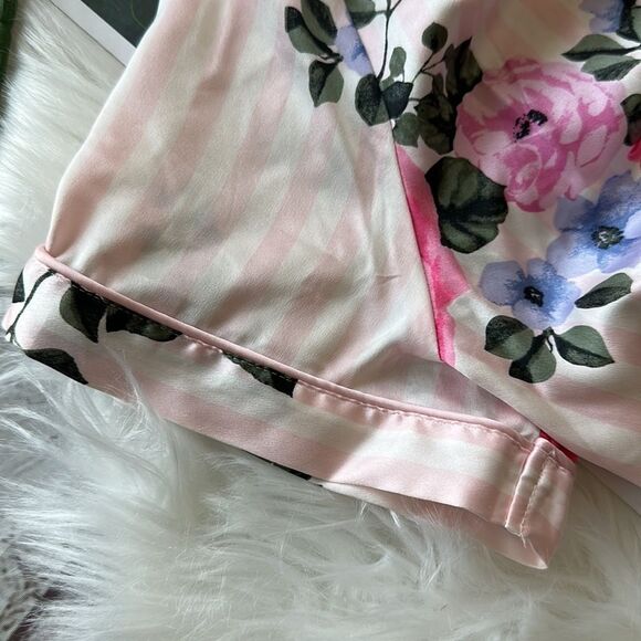 Victoria’s Secret Floral Romper - Picture 6 of 11